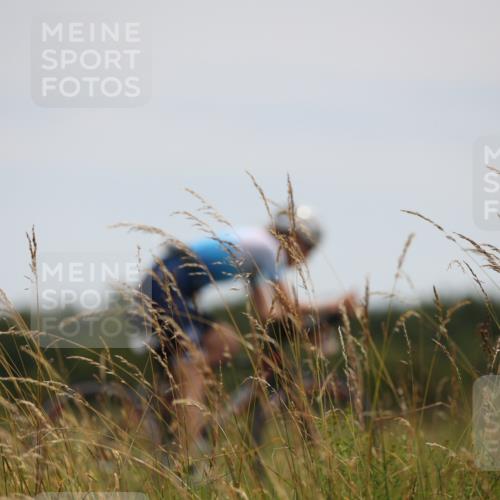 22.06.2025 - Viking Triathlon Yannick Fuchs http://msf.ph/oto/8087793 22.06.2025 13:11:08 Radfahren 154, 291, 318, 327 meine-sportfotos.de