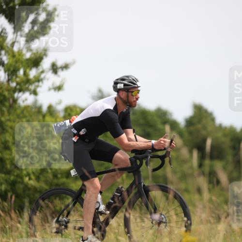 22.06.2025 - Viking Triathlon Yannick Fuchs http://msf.ph/oto/8087808 22.06.2025 13:11:19 Radfahren 327, 342, 626 meine-sportfotos.de
