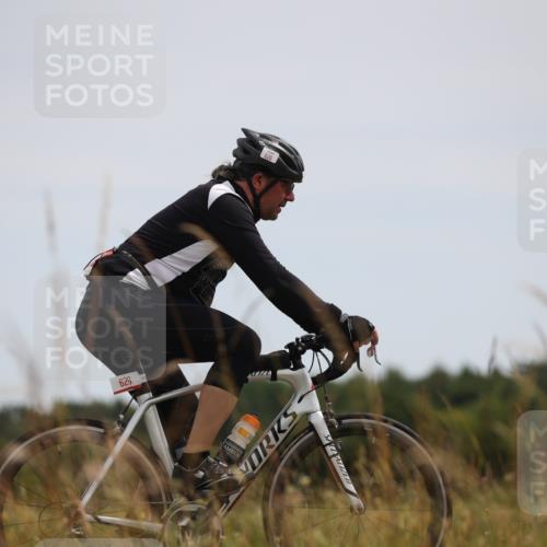 22.06.2025 - Viking Triathlon Yannick Fuchs http://msf.ph/oto/8087830 22.06.2025 13:11:24 Radfahren 328, 336, 342, 626 meine-sportfotos.de
