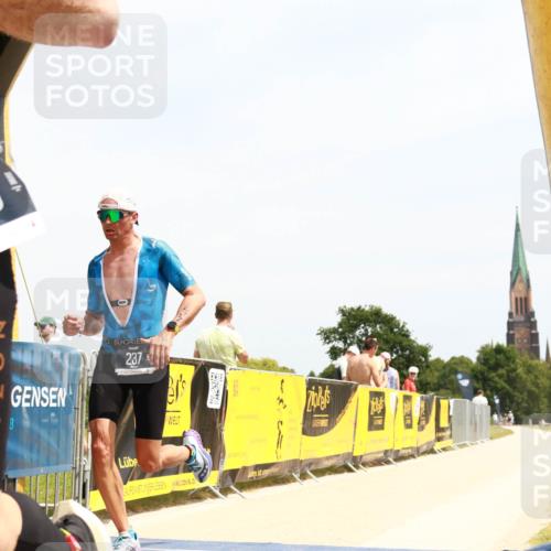 22.06.2025 - Viking Triathlon H.Heesch http://msf.ph/oto/8087841 22.06.2025 12:58:30 Laufen 173, 237 meine-sportfotos.de