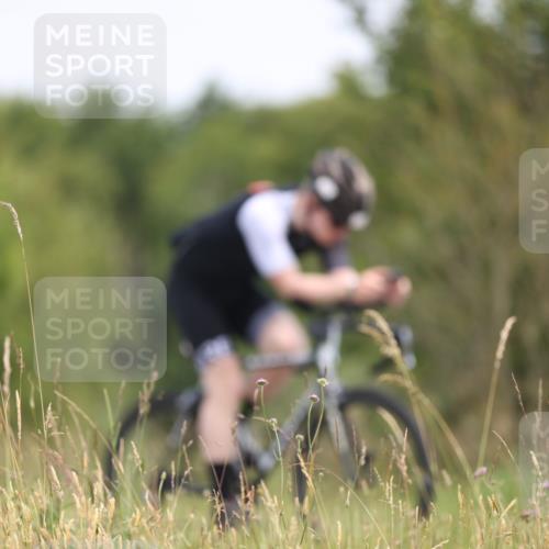 22.06.2025 - Viking Triathlon Yannick Fuchs http://msf.ph/oto/8087930 22.06.2025 13:12:52 Radfahren 190, 199, 303, 439, 607 meine-sportfotos.de
