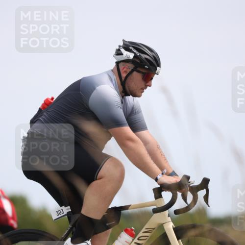 22.06.2025 - Viking Triathlon Yannick Fuchs http://msf.ph/oto/8087944 22.06.2025 13:12:55 Radfahren 190, 199, 303, 439, 607 meine-sportfotos.de