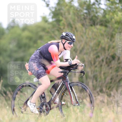 22.06.2025 - Viking Triathlon Yannick Fuchs http://msf.ph/oto/8087963 22.06.2025 13:13:14 Radfahren 64, 320 meine-sportfotos.de