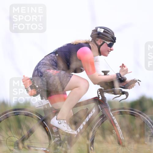 22.06.2025 - Viking Triathlon Yannick Fuchs http://msf.ph/oto/8087972 22.06.2025 13:13:15 Radfahren 64, 186, 320 meine-sportfotos.de