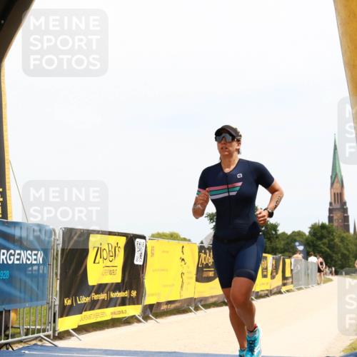 22.06.2025 - Viking Triathlon H.Heesch http://msf.ph/oto/8087981 22.06.2025 13:07:06 Laufen 301 meine-sportfotos.de
