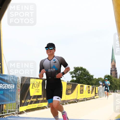 22.06.2025 - Viking Triathlon H.Heesch http://msf.ph/oto/8087990 22.06.2025 13:07:46 Laufen 12, 196 meine-sportfotos.de