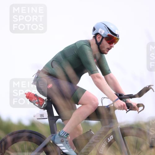 22.06.2025 - Viking Triathlon Yannick Fuchs http://msf.ph/oto/8087995 22.06.2025 13:13:23 Radfahren 64, 186, 251, 480 meine-sportfotos.de