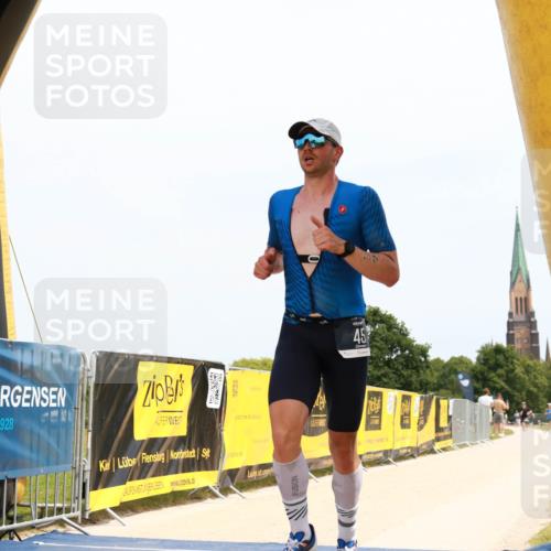 22.06.2025 - Viking Triathlon H.Heesch http://msf.ph/oto/8087996 22.06.2025 13:08:51 Laufen 45 meine-sportfotos.de