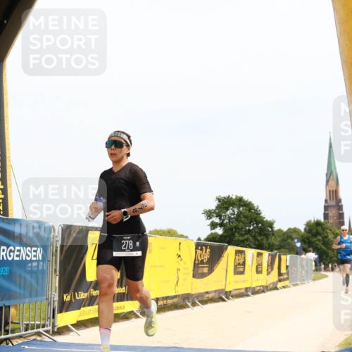 22.06.2025 - Viking Triathlon H.Heesch http://msf.ph/oto/8088001 22.06.2025 13:09:05 Laufen 278, 661 meine-sportfotos.de