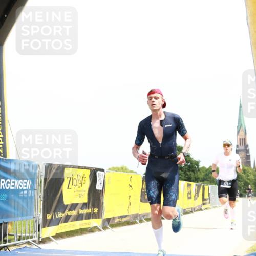 22.06.2025 - Viking Triathlon H.Heesch http://msf.ph/oto/8088017 22.06.2025 13:10:06 Laufen 19, 312, 377, 474 meine-sportfotos.de