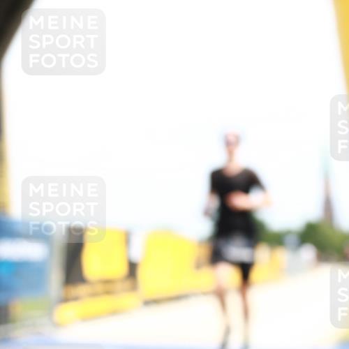 22.06.2025 - Viking Triathlon H.Heesch http://msf.ph/oto/8088022 22.06.2025 13:10:20 Laufen 127 meine-sportfotos.de