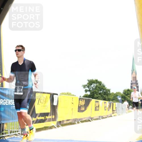 22.06.2025 - Viking Triathlon H.Heesch http://msf.ph/oto/8088031 22.06.2025 13:11:03 Laufen 63, 351, 455 meine-sportfotos.de