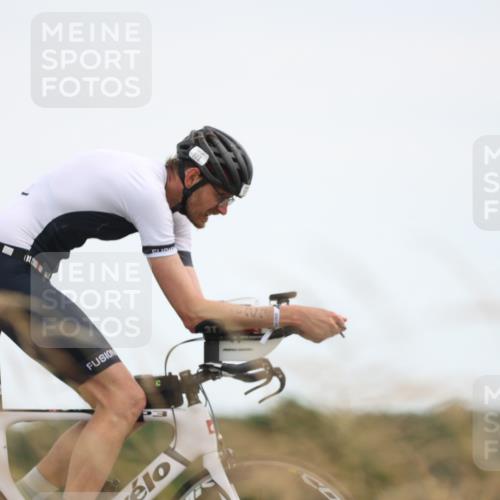 22.06.2025 - Viking Triathlon Yannick Fuchs http://msf.ph/oto/8088088 22.06.2025 13:13:52 Radfahren 223, 326, 465 meine-sportfotos.de
