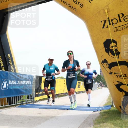 22.06.2025 - Viking Triathlon H.Heesch http://msf.ph/oto/8088103 22.06.2025 13:13:22 Laufen 233, 300, 398, 451, 551 meine-sportfotos.de