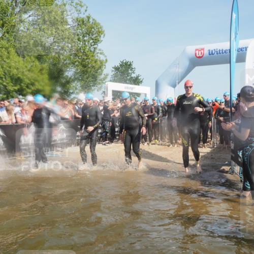 22.06.2025 - Viking Triathlon KatJ http://msf.ph/oto/8088108 22.06.2025 10:08:13 Schwimmen 37, 51, 106, 116, 133, 206, 225, 268, 378, 403, 406, 410, 422, 466, 480, 543, 638 meine-sportfotos.de