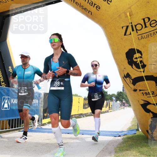 22.06.2025 - Viking Triathlon H.Heesch http://msf.ph/oto/8088109 22.06.2025 13:13:22 Laufen 233, 300, 398, 451, 551 meine-sportfotos.de