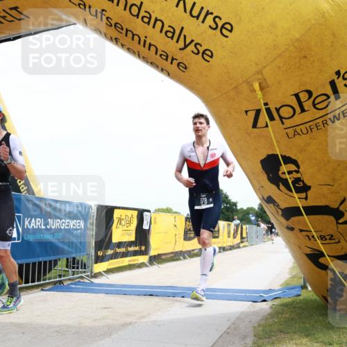 22.06.2025 - Viking Triathlon H.Heesch http://msf.ph/oto/8088117 22.06.2025 13:13:32 Laufen 100, 178 meine-sportfotos.de