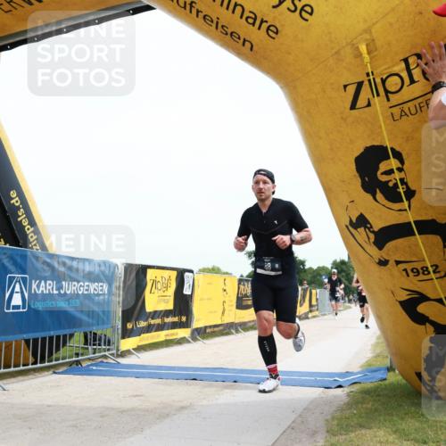 22.06.2025 - Viking Triathlon H.Heesch http://msf.ph/oto/8088125 22.06.2025 13:13:36 Laufen 38, 100, 178, 642 meine-sportfotos.de