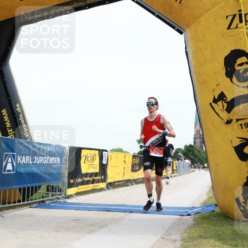 22.06.2025 - Viking Triathlon H.Heesch http://msf.ph/oto/8088127 22.06.2025 13:13:38 Laufen 38, 178, 461, 642 meine-sportfotos.de