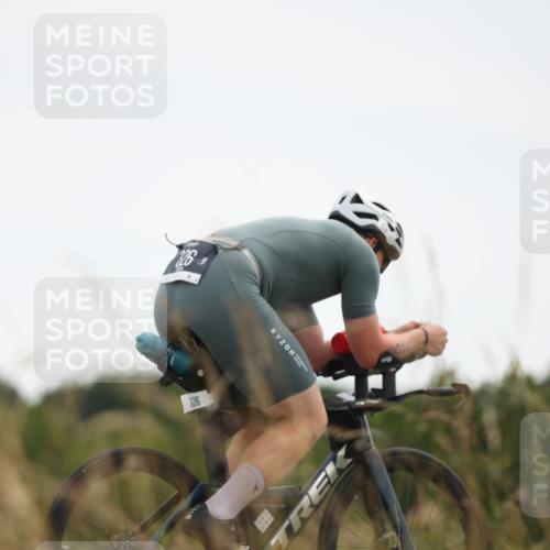 22.06.2025 - Viking Triathlon Yannick Fuchs http://msf.ph/oto/8088151 22.06.2025 13:13:56 Radfahren 223, 326 meine-sportfotos.de