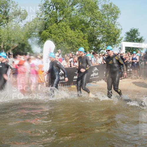22.06.2025 - Viking Triathlon KatJ http://msf.ph/oto/8088170 22.06.2025 10:08:14 Schwimmen 37, 51, 106, 116, 133, 140, 206, 222, 225, 268, 364, 378, 403, 406, 410, 422, 466, 480, 543, 638 meine-sportfotos.de
