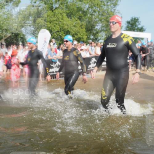 22.06.2025 - Viking Triathlon KatJ http://msf.ph/oto/8088209 22.06.2025 10:08:15 Schwimmen 37, 51, 106, 116, 133, 140, 222, 225, 364, 378, 403, 406, 410, 480, 638 meine-sportfotos.de