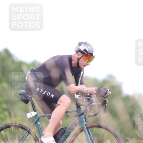 22.06.2025 - Viking Triathlon Yannick Fuchs http://msf.ph/oto/8088214 22.06.2025 13:14:21 Radfahren 219 meine-sportfotos.de