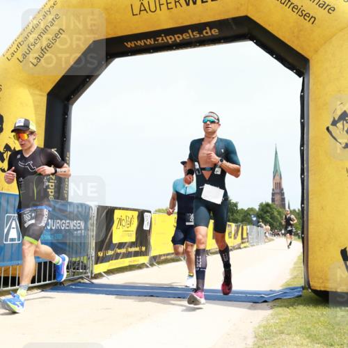 22.06.2025 - Viking Triathlon H.Heesch http://msf.ph/oto/8088215 22.06.2025 13:15:25 Laufen 81, 134, 228, 232, 365 meine-sportfotos.de