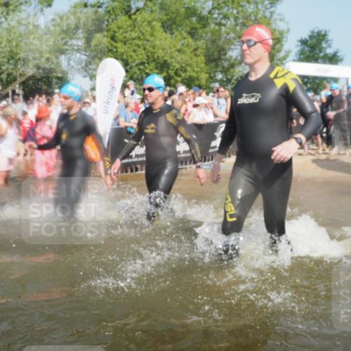 22.06.2025 - Viking Triathlon KatJ http://msf.ph/oto/8088216 22.06.2025 10:08:16 Schwimmen 37, 51, 106, 116, 133, 140, 222, 225, 364, 378, 403, 406, 410, 480, 638 meine-sportfotos.de