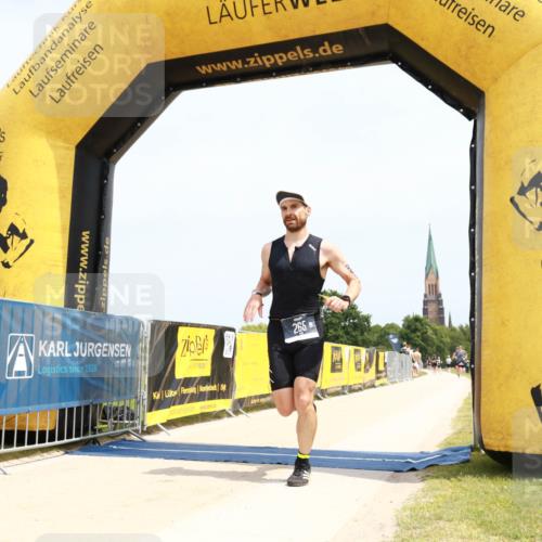 22.06.2025 - Viking Triathlon H.Heesch http://msf.ph/oto/8088223 22.06.2025 13:15:30 Laufen 81, 228, 265, 365 meine-sportfotos.de