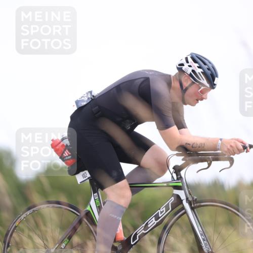 22.06.2025 - Viking Triathlon Yannick Fuchs http://msf.ph/oto/8088248 22.06.2025 13:14:45 Radfahren 103, 343 meine-sportfotos.de