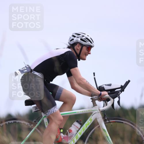 22.06.2025 - Viking Triathlon Yannick Fuchs http://msf.ph/oto/8088304 22.06.2025 13:14:53 Radfahren 343 meine-sportfotos.de