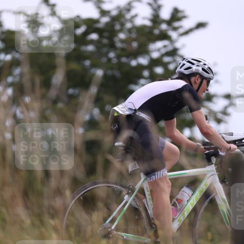 22.06.2025 - Viking Triathlon Yannick Fuchs http://msf.ph/oto/8088313 22.06.2025 13:14:53 Radfahren 343 meine-sportfotos.de