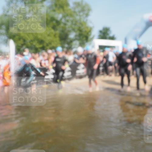 22.06.2025 - Viking Triathlon KatJ http://msf.ph/oto/8088335 22.06.2025 10:08:24 Schwimmen 37, 48, 69, 97, 133, 140, 222, 364, 499, 518 meine-sportfotos.de