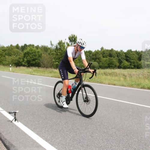 22.06.2025 - Viking Triathlon Yannick Fuchs http://msf.ph/oto/8088351 22.06.2025 13:22:32 Radfahren 18, 268 meine-sportfotos.de