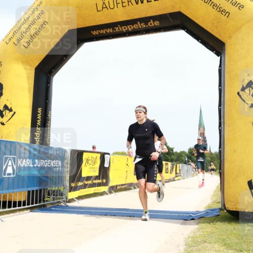 22.06.2025 - Viking Triathlon H.Heesch http://msf.ph/oto/8088375 22.06.2025 13:17:35 Laufen 10, 386, 529 meine-sportfotos.de