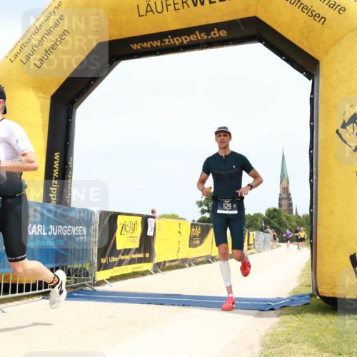 22.06.2025 - Viking Triathlon H.Heesch http://msf.ph/oto/8088382 22.06.2025 13:17:37 Laufen 10, 386, 529 meine-sportfotos.de