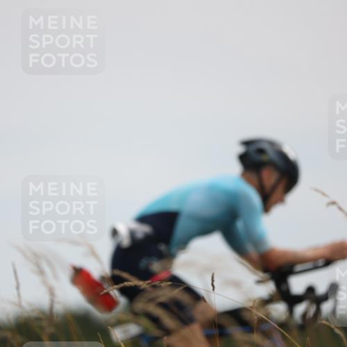 22.06.2025 - Viking Triathlon Yannick Fuchs http://msf.ph/oto/8088401 22.06.2025 13:15:40 Radfahren 68, 282 meine-sportfotos.de