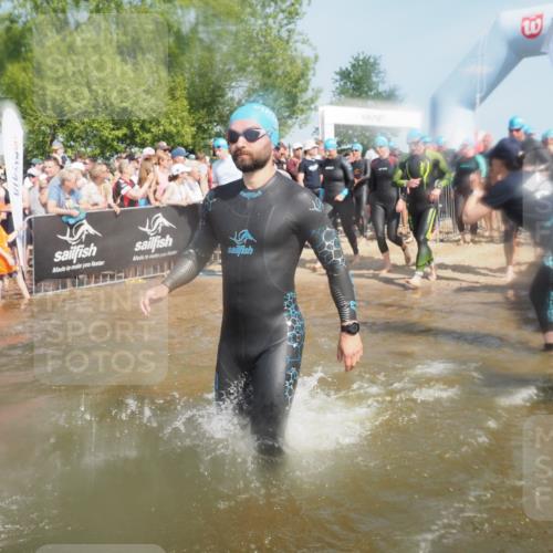 22.06.2025 - Viking Triathlon KatJ http://msf.ph/oto/8088404 22.06.2025 10:08:33 Schwimmen 48, 69, 71, 97, 166, 246, 303, 305, 319, 357, 360, 472, 481, 490, 499, 518, 542 meine-sportfotos.de