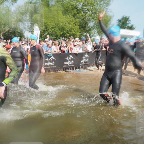 22.06.2025 - Viking Triathlon KatJ http://msf.ph/oto/8088467 22.06.2025 10:08:37 Schwimmen 71, 136, 166, 246, 303, 305, 319, 357, 360, 459, 470, 472, 481, 490, 542 meine-sportfotos.de