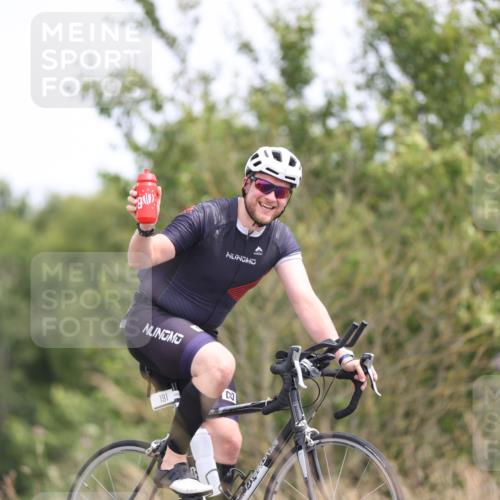 22.06.2025 - Viking Triathlon Yannick Fuchs http://msf.ph/oto/8088481 22.06.2025 13:16:05 Radfahren 191, 476, 499 meine-sportfotos.de