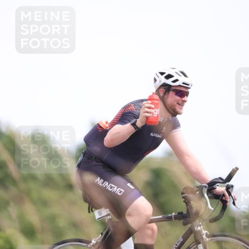 22.06.2025 - Viking Triathlon Yannick Fuchs http://msf.ph/oto/8088508 22.06.2025 13:16:06 Radfahren 191, 476, 499 meine-sportfotos.de
