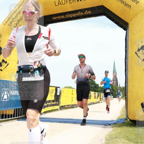 22.06.2025 - Viking Triathlon H.Heesch http://msf.ph/oto/8088513 22.06.2025 13:21:02 Laufen 46, 266, 334, 389, 526 meine-sportfotos.de