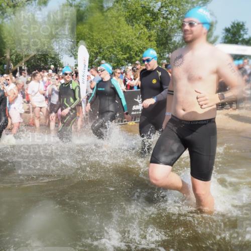 22.06.2025 - Viking Triathlon KatJ http://msf.ph/oto/8088515 22.06.2025 10:08:40 Schwimmen 71, 136, 166, 234, 241, 246, 303, 305, 319, 356, 357, 459, 470, 471, 656 meine-sportfotos.de