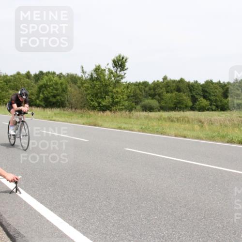 22.06.2025 - Viking Triathlon Yannick Fuchs http://msf.ph/oto/8088519 22.06.2025 13:22:49 Radfahren 285, 627 meine-sportfotos.de