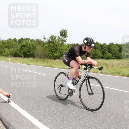 22.06.2025 - Viking Triathlon Yannick Fuchs http://msf.ph/oto/8088528 22.06.2025 13:22:49 Radfahren 285, 627 meine-sportfotos.de