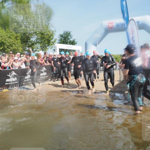 22.06.2025 - Viking Triathlon KatJ http://msf.ph/oto/8088561 22.06.2025 10:08:42 Schwimmen 71, 136, 166, 234, 241, 246, 303, 305, 319, 356, 357, 459, 470, 471, 656 meine-sportfotos.de