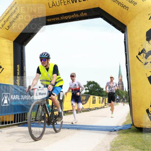 22.06.2025 - Viking Triathlon H.Heesch http://msf.ph/oto/8088571 22.06.2025 13:21:54 Laufen 4, 485, 544 meine-sportfotos.de