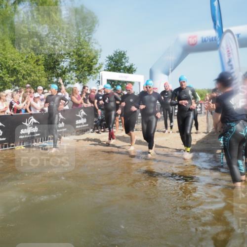22.06.2025 - Viking Triathlon KatJ http://msf.ph/oto/8088573 22.06.2025 10:08:42 Schwimmen 71, 136, 166, 234, 241, 246, 303, 305, 319, 356, 357, 459, 470, 471, 656 meine-sportfotos.de