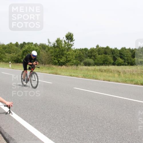 22.06.2025 - Viking Triathlon Yannick Fuchs http://msf.ph/oto/8088609 22.06.2025 13:22:53 Radfahren 168, 285, 627 meine-sportfotos.de